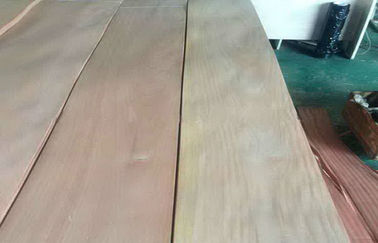 0,5-Millimeter-rosa und rötliches Okoume-Kronen-Schnitt-Furnier-Blatt für Sperrholz