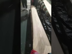 Weiße Eichenkronenfurniere