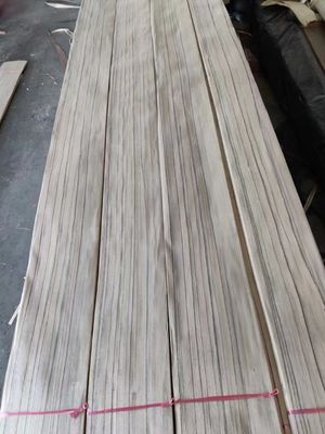 Natürliche Schnittfarbe Paldao Holz Viertelschnitt Veneer mit schwarzer Linie
