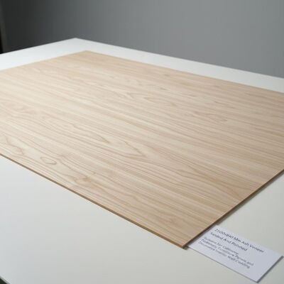 2500x640 mm Esche-Furnier geschliffen und poliert, geeignet für Schränke, Möbelplatten und dekorative Innenwandverkleidungen