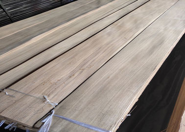 Ash Wood Sliced Brown Veneer MDF bedeckt 3500mm Größen-Kronen-Schnitt